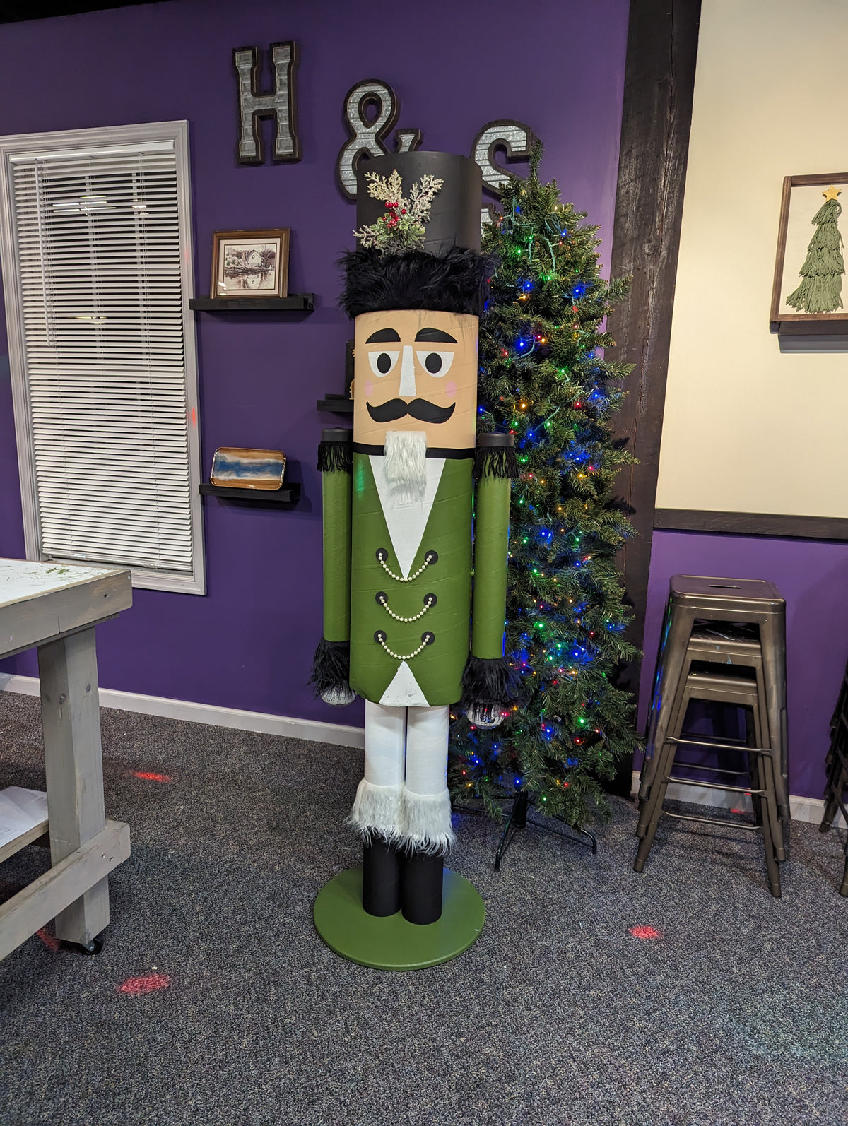 11/07/2026 (1 pm) Giant Nutcrackers