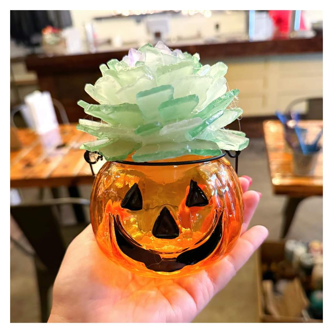 10/02/25 (6:30-8:30pm) All Things Spooky Sea Glass Trees (Off-Site - White Horse)