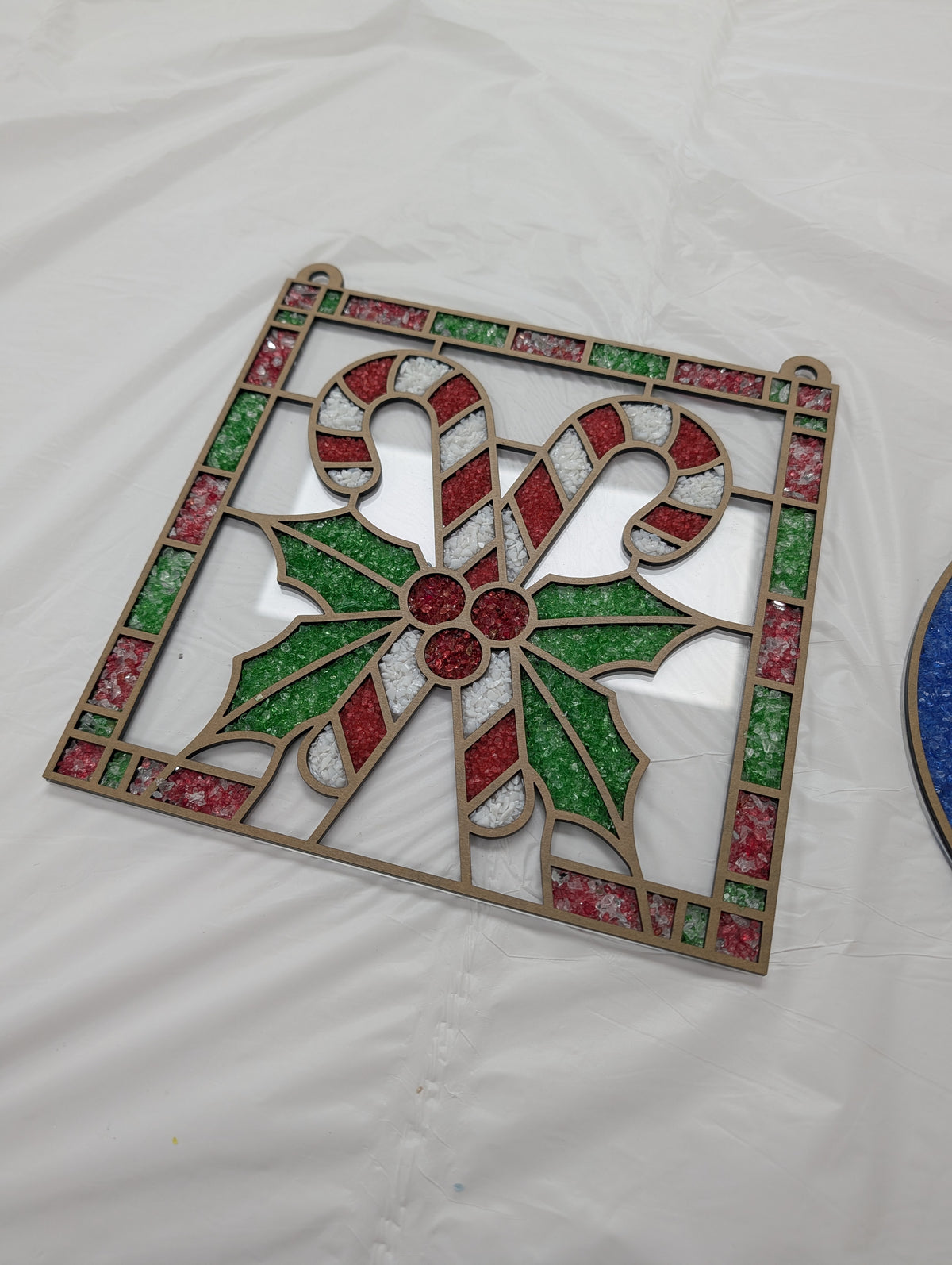12/06/2026 (1 pm) Holiday Crushed Glass Suncatchers