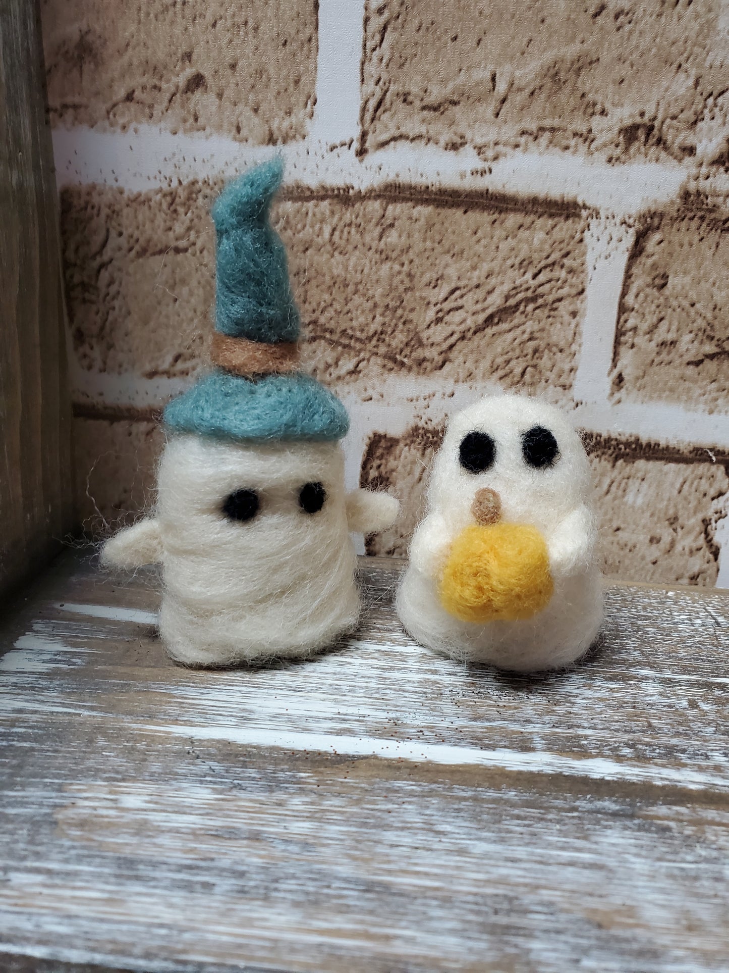 09/12/2026 (1 pm) - Intro to Needle Felting Fall Edition