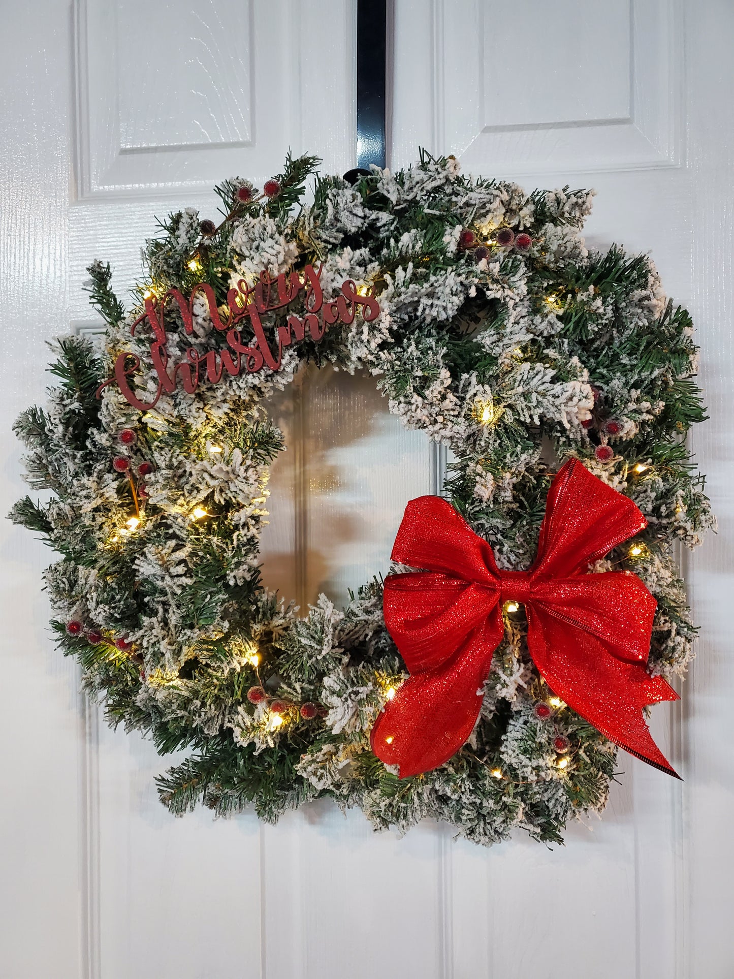 12/3/25 (6:30 PM) Wreath & Resin Ornament