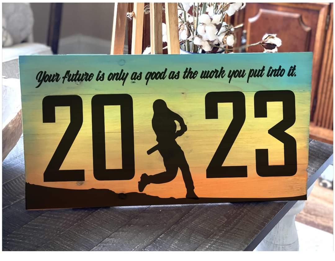 Graduation Pallet Signs – Hammer and Stain Medford