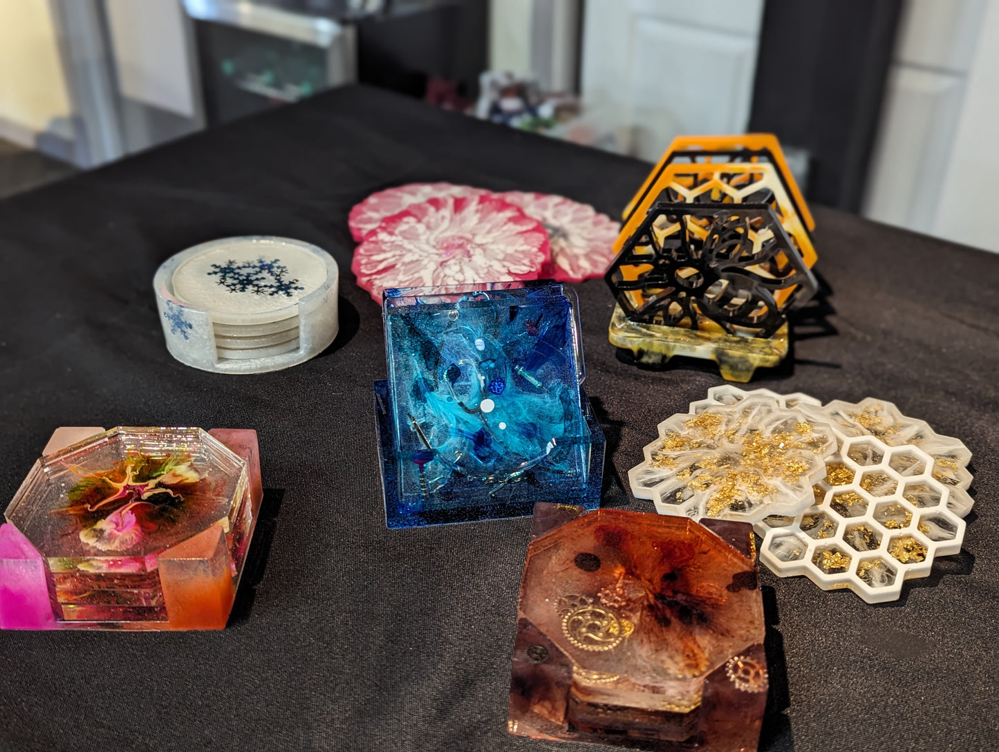 12/9/2025 (6:30pm) Holiday Dried Flower Resin