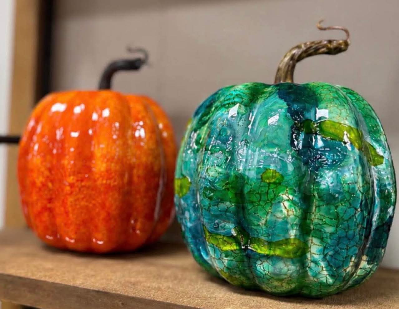 09/03/2026 (6:30pm) Resin Pumpkin & Stand