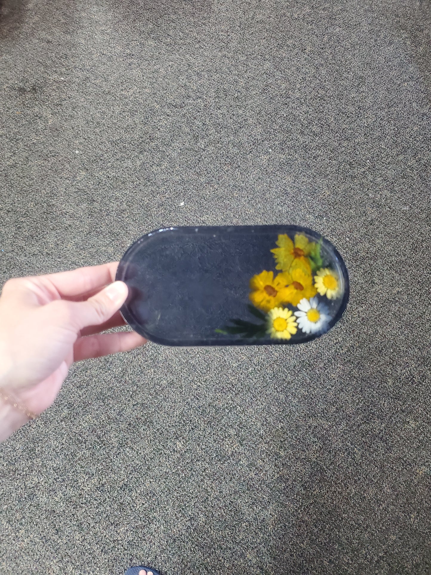 12/9/2025 (6:30pm) Holiday Dried Flower Resin