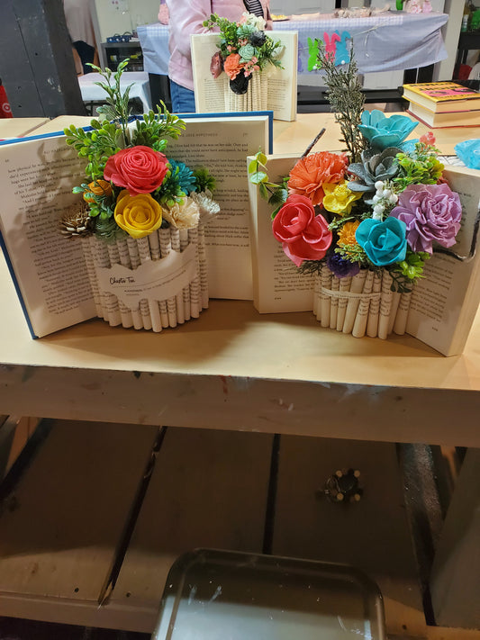07/12/25 (11A) The Crafty Chapter Book Club (July - Saturday)